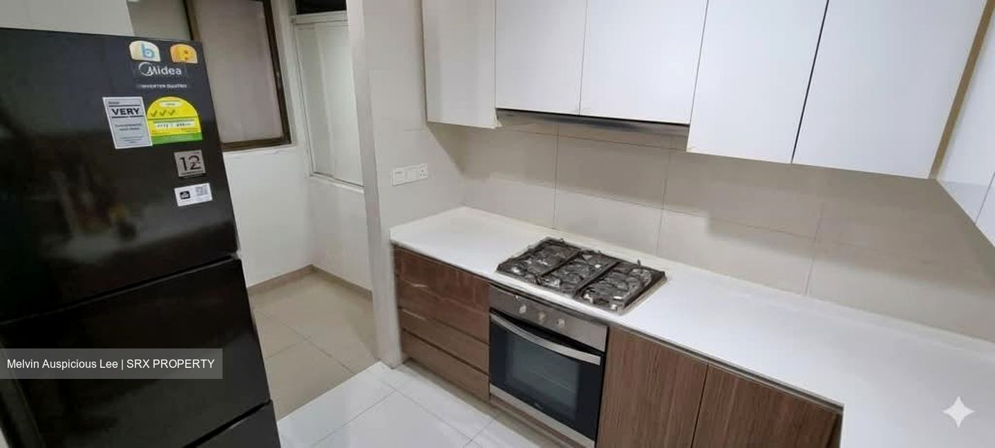 The Lakefront Residences (D22), Condominium #576244001